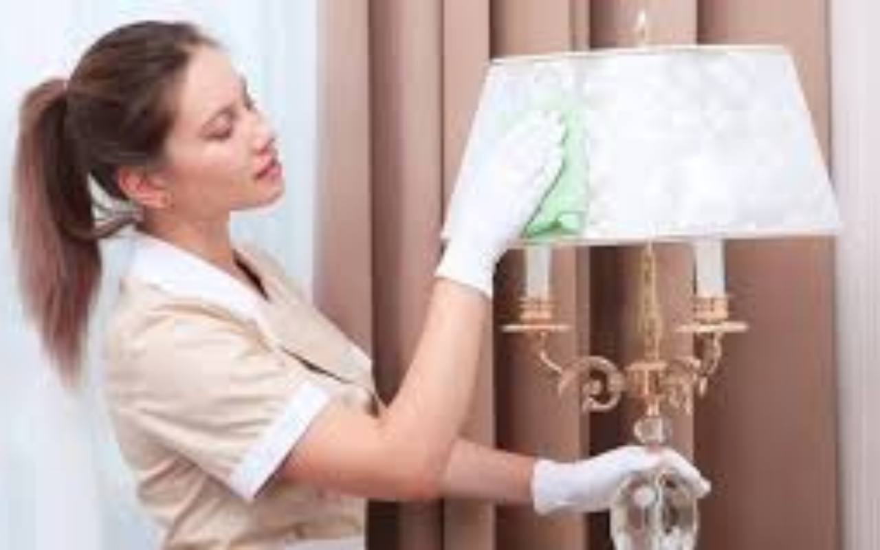 How to Clean Lamp Shades